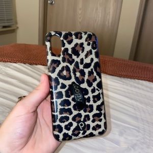 Leopard Print Max Loopy Phone Case